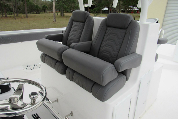 Twin Vee-340 GFX 2022 -Mims-Florida-United States-4134910