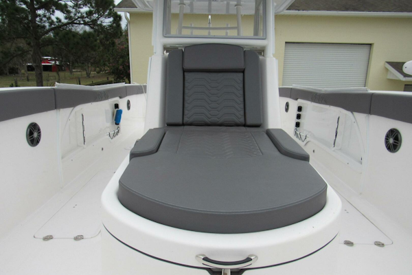 Twin Vee-340 GFX 2022 -Mims-Florida-United States-4134924