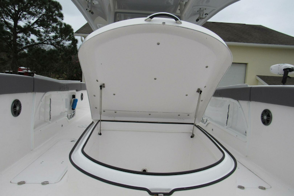 Twin Vee-340 GFX 2022 -Mims-Florida-United States-4134926
