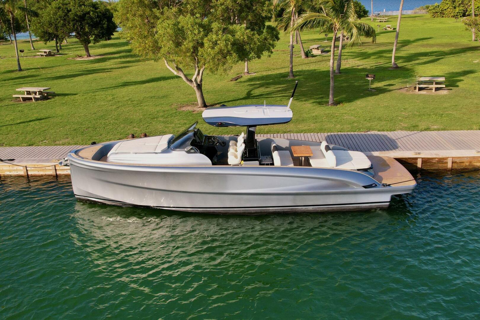 Solaris-SP40 Open 2023 -Miami-Florida-United States-4146465 | Thumbnail