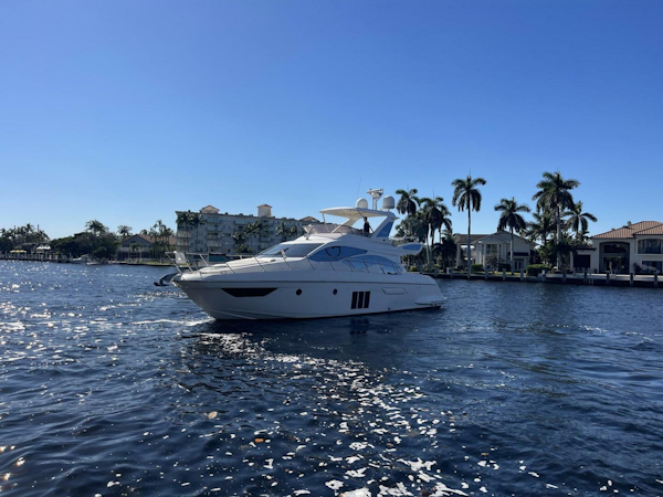 Azimut-Flybridge 2014-New Horizons Fort Lauderdale-Florida-United States-4824261