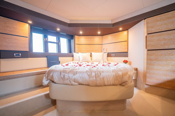 Azimut-Flybridge 2014-New Horizons Fort Lauderdale-Florida-United States-4824203