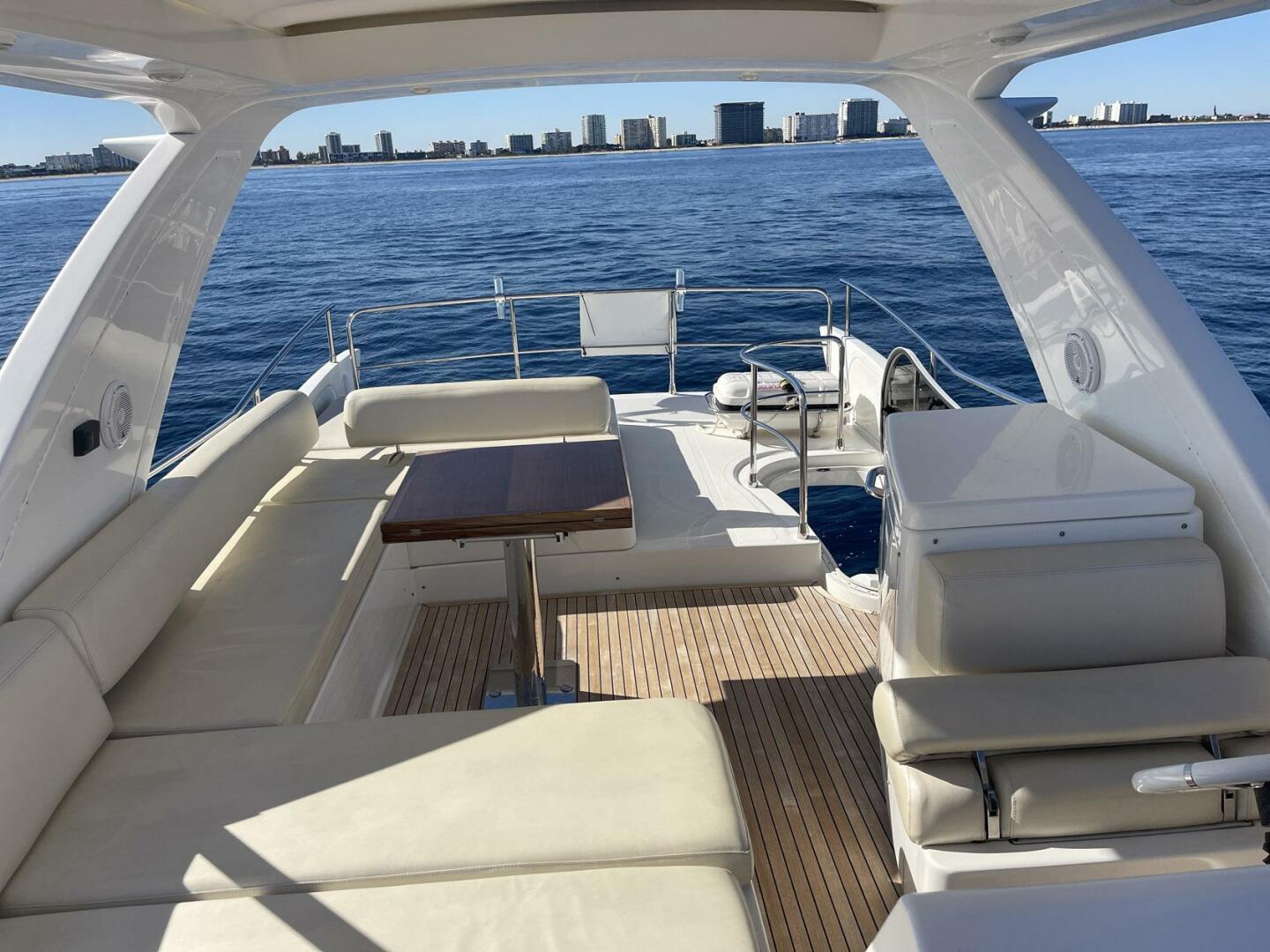 Azimut-Flybridge 2014-New Horizons Fort Lauderdale-Florida-United States-4824228 | Thumbnail