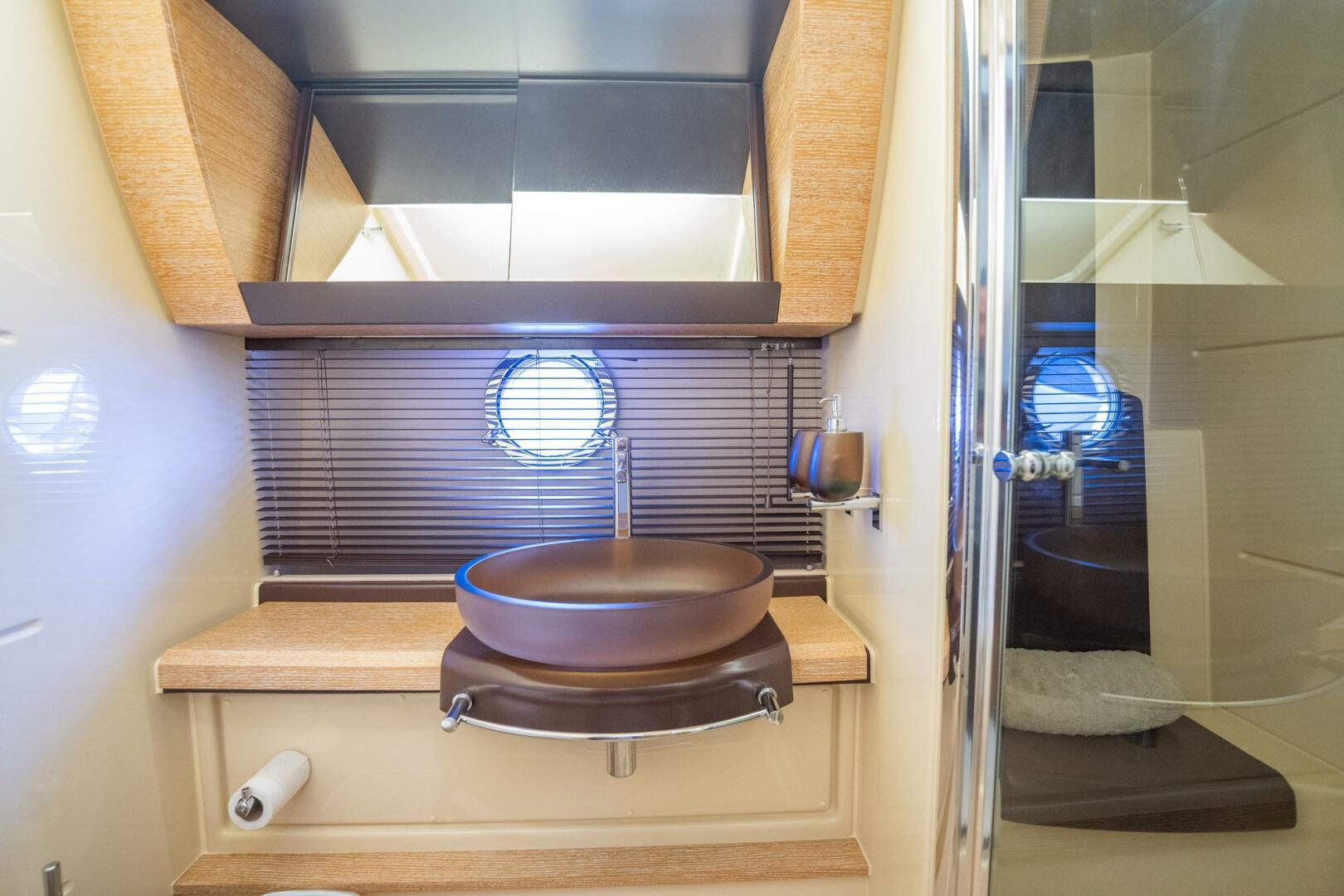 Azimut-Flybridge 2014-New Horizons Fort Lauderdale-Florida-United States-4824207 | Thumbnail