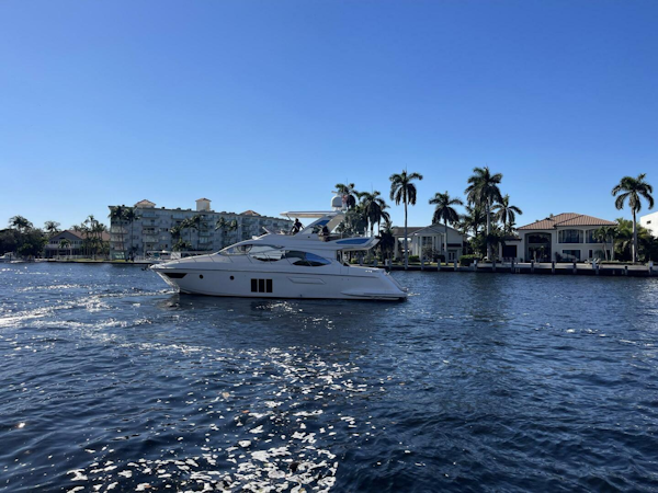 Azimut-Flybridge 2014-New Horizons Fort Lauderdale-Florida-United States-4824262