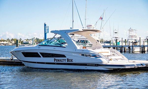 Four Winns-H350 2017-Penalty Box Lantana-Florida-United States-4189130