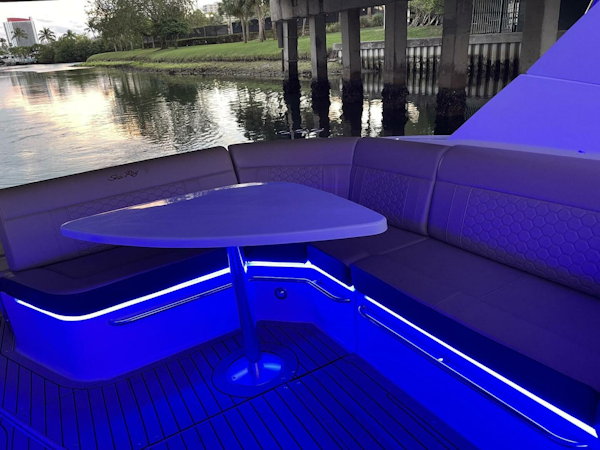 Sea Ray-Sundancer 320 2021 -Hollywood-Florida-United States-4191056