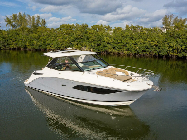 Sea Ray-Sundancer 320 2021 -Hollywood-Florida-United States-4191027