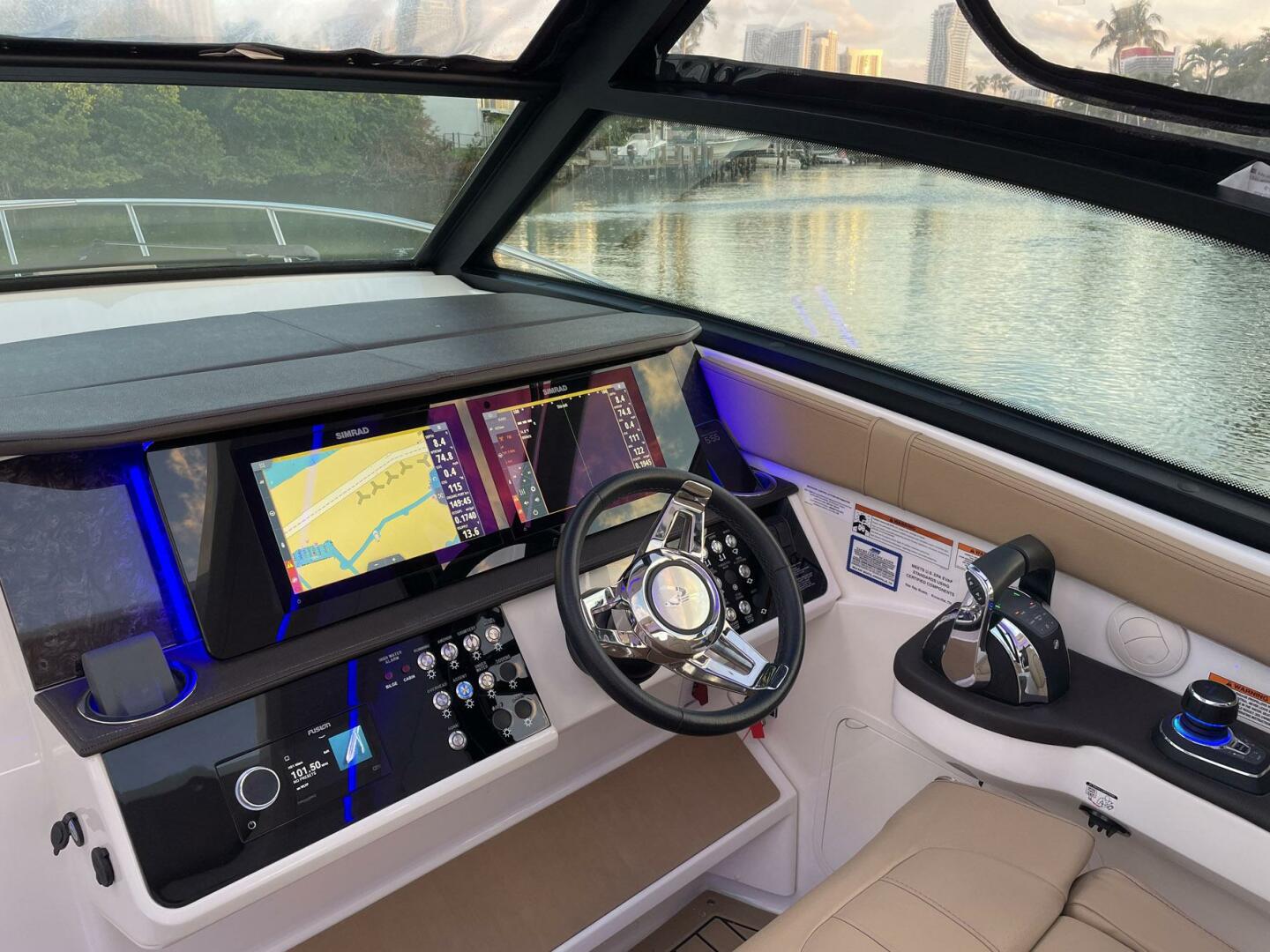 Sea Ray-Sundancer 320 2021 -Hollywood-Florida-United States-4191045 | Thumbnail