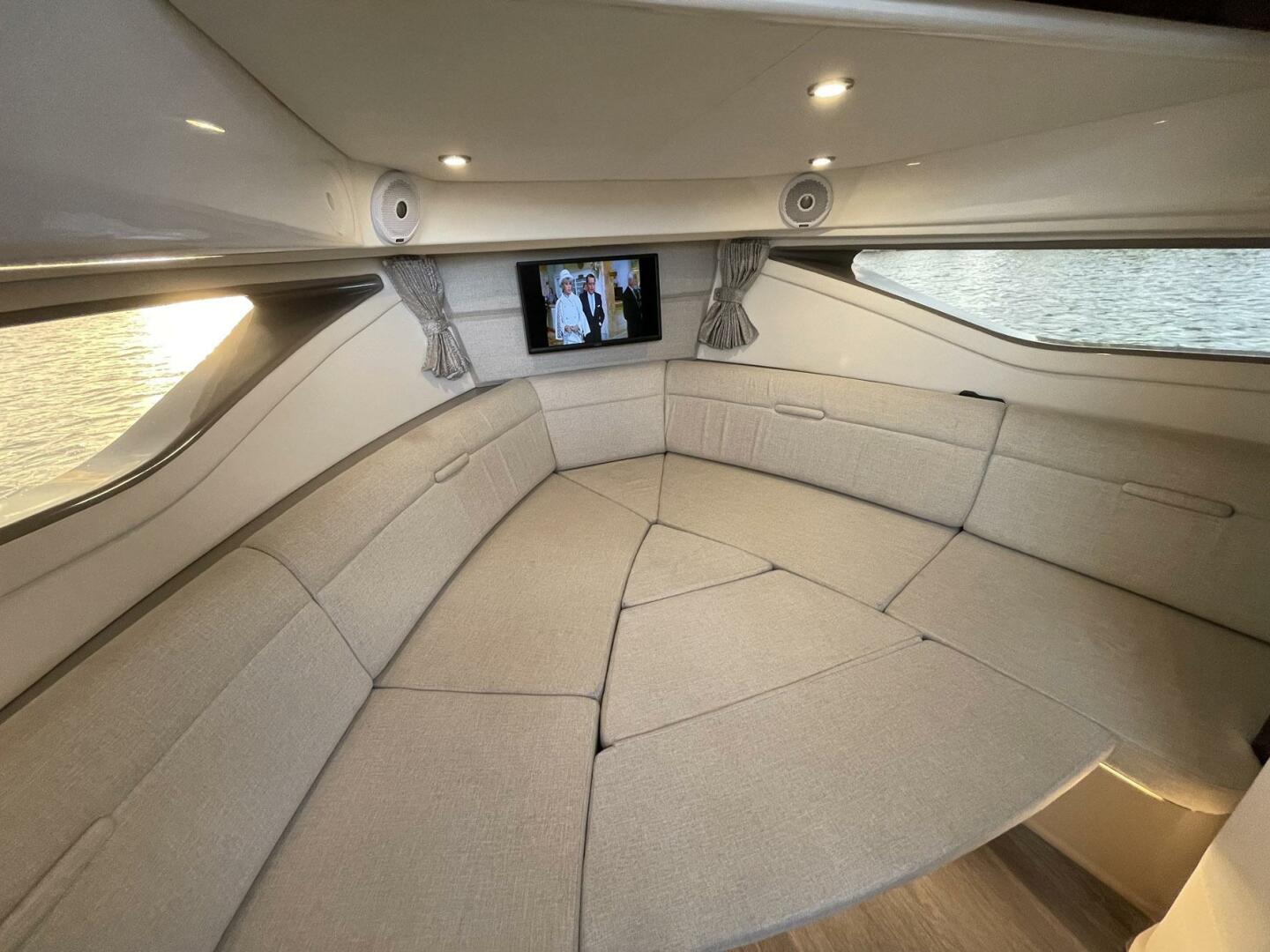Sea Ray-Sundancer 320 2021 -Hollywood-Florida-United States-4191041 | Thumbnail