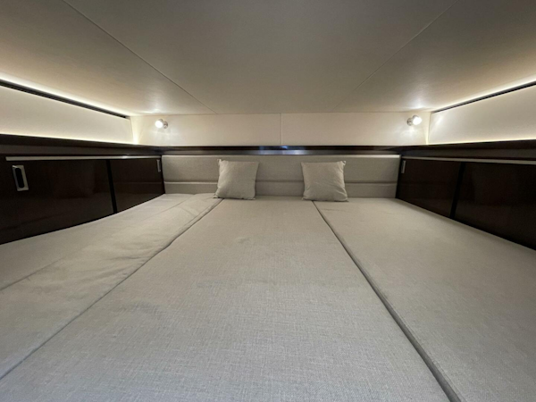 Sea Ray-Sundancer 320 2021 -Hollywood-Florida-United States-4191038