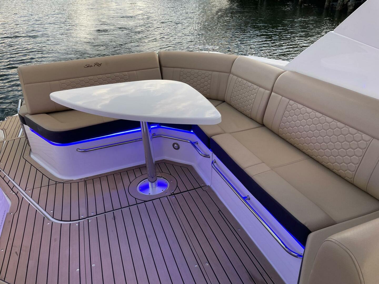 Sea Ray-Sundancer 320 2021 -Hollywood-Florida-United States-4191054 | Thumbnail
