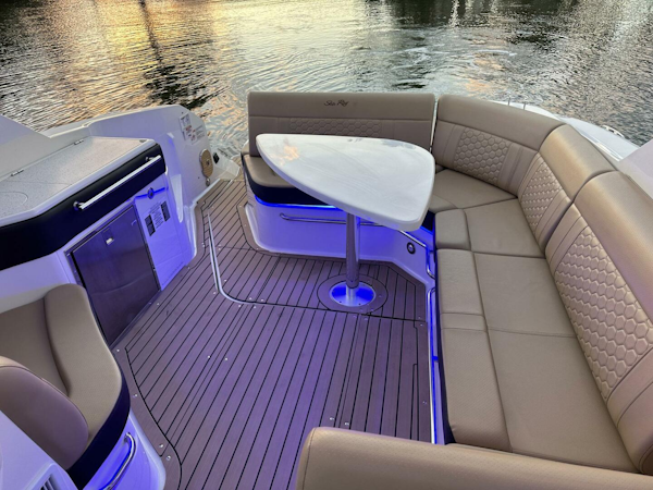 Sea Ray-Sundancer 320 2021 -Hollywood-Florida-United States-4191052