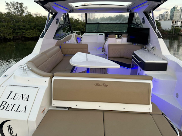 Sea Ray-Sundancer 320 2021 -Hollywood-Florida-United States-4191058