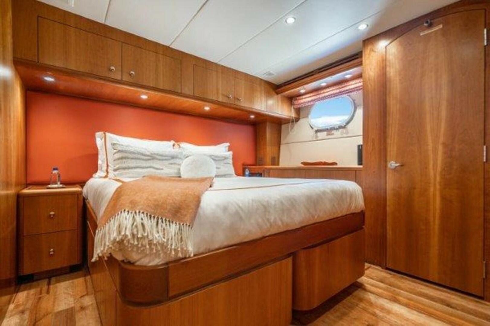 Hatteras 2003-CLAIRE Boca Raton-Florida-United States-Lower Deck Guest Stateroom-4193724 | Thumbnail