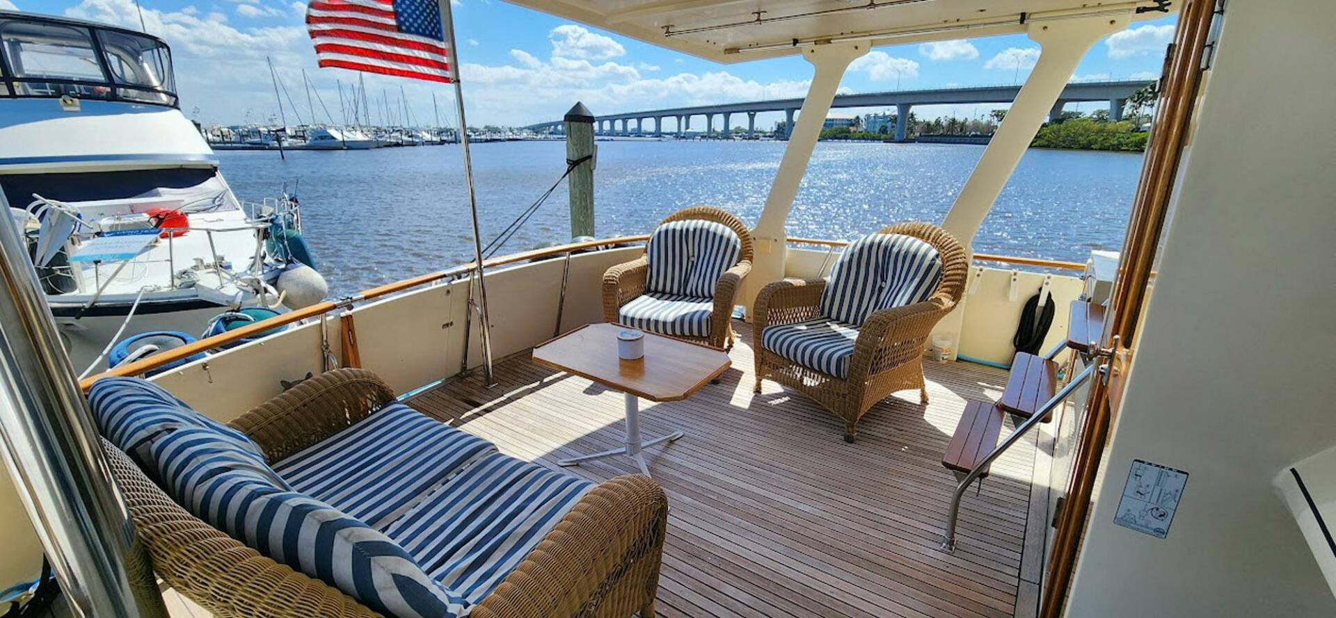 Kha Shing-56 Vista 1986-Forever Young Stuart-Florida-United States-4195298 | Thumbnail