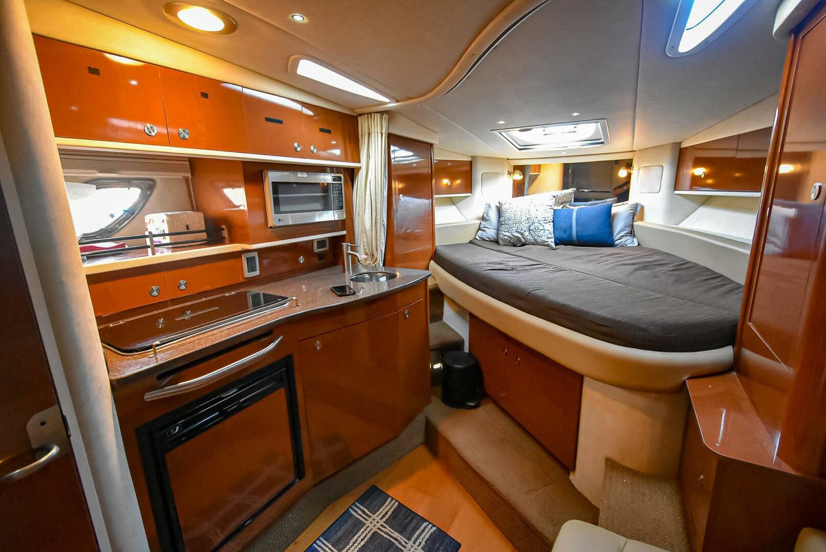 Sea Ray-330 Sundancer 2013-Limitless Pompano Beach-Florida-United States-4196275 | Thumbnail