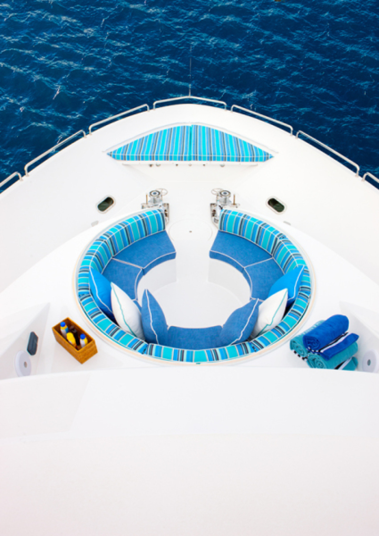Westport-Raised Pilothouse 2003-HANNAH Aventura-Florida-United States-Bow-4200010 | Thumbnail