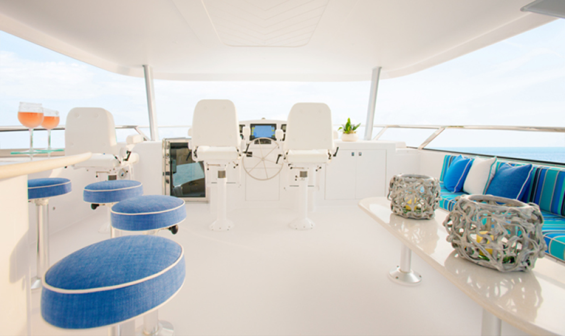 Westport-Raised Pilothouse 2003-HANNAH Aventura-Florida-United States-Flybridge-4200015 | Thumbnail
