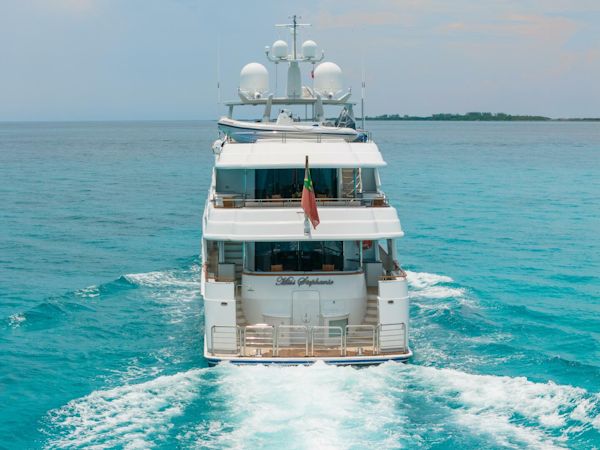 Richmond Yachts 2004-MISS STEPHANIE Norman Point-Bahamas-Transome-4556310