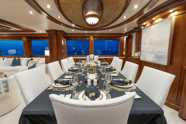 Richmond Yachts 2004-MISS STEPHANIE Norman Point-Bahamas-Main Deck Dining-4556168