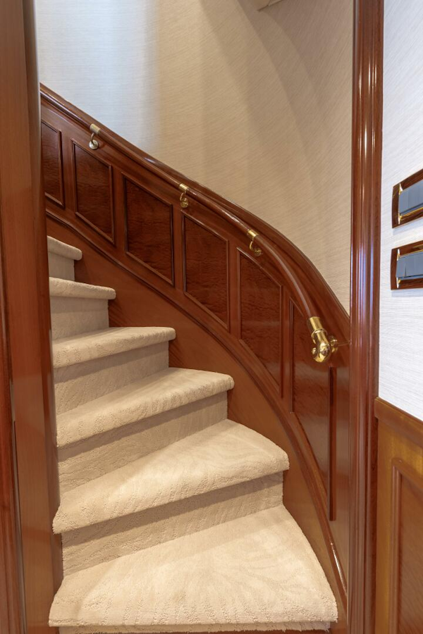 Richmond Yachts 2004-MISS STEPHANIE Norman Point-Bahamas-Stairs to Bridfe Deck -4556279