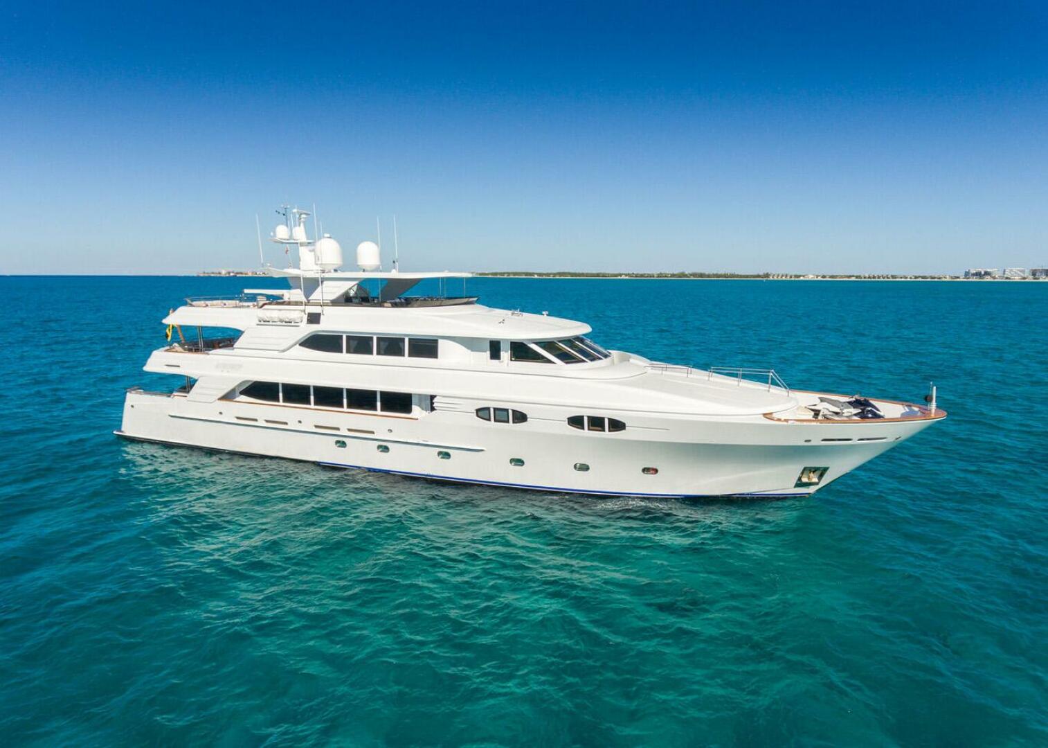 Richmond Yachts 2004-MISS STEPHANIE Norman Point-Bahamas-MISS STEPHANIE-4200227 | Thumbnail