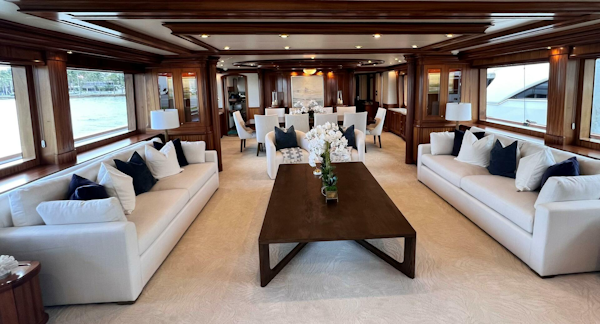 Richmond Yachts 2004-MISS STEPHANIE Norman Point-Bahamas-Main Deck Salon -4384354