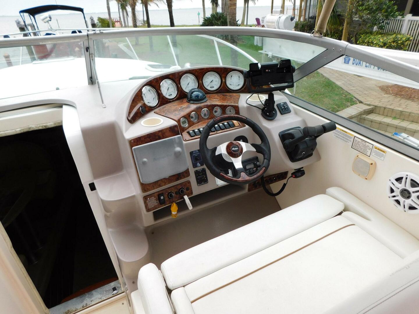 Rinker-Fiesta Vee 320 2006 -Merritt Island-Florida-United States-4202270 | Thumbnail