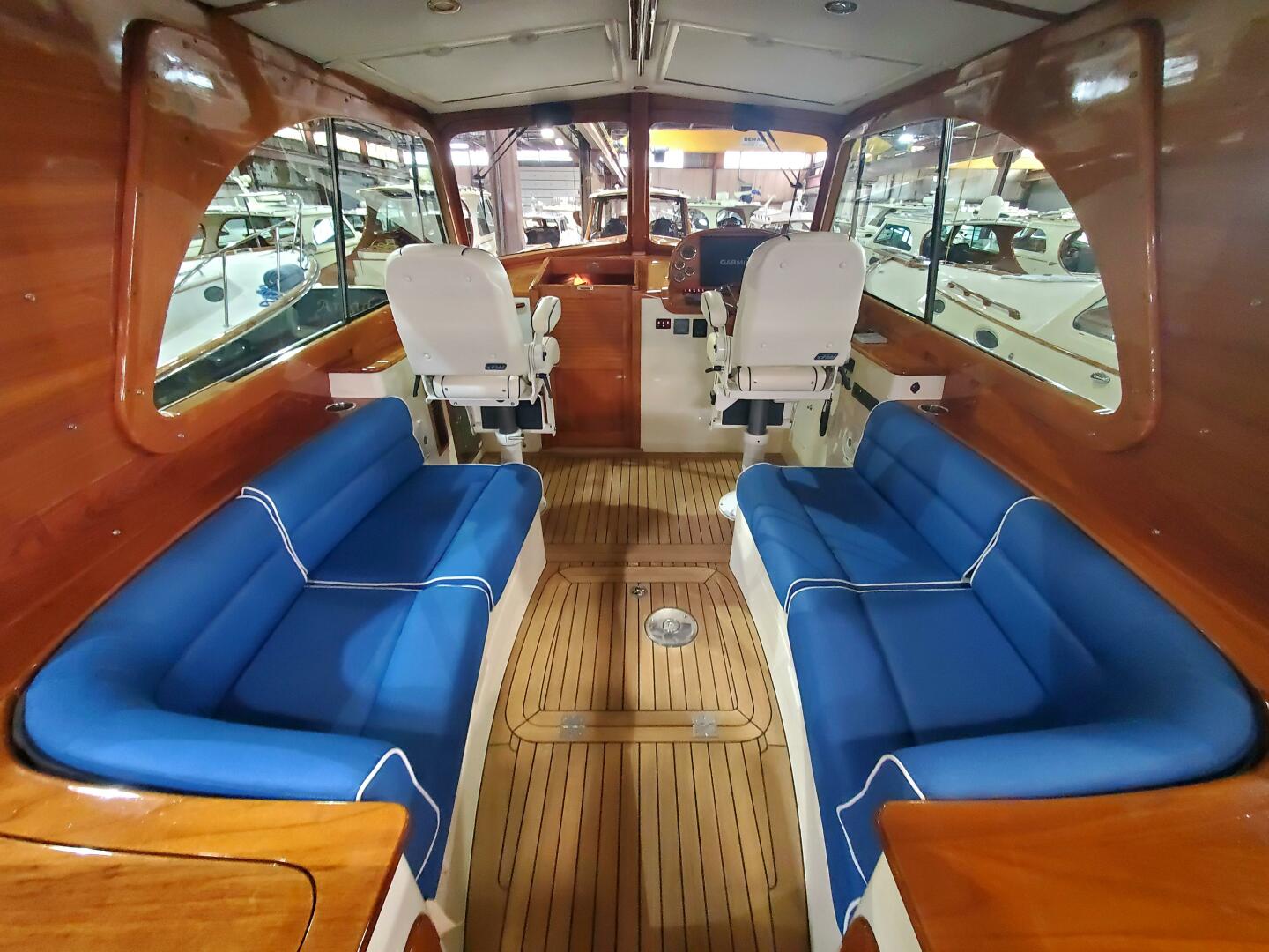 Hinckley-37 Picnic Boat MK III 2018-Cisco Portsmouth-Rhode Island-United States-4237342 | Thumbnail
