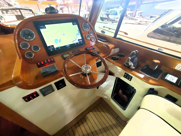 Hinckley-37 Picnic Boat MK III 2018-Cisco Portsmouth-Rhode Island-United States-4237344