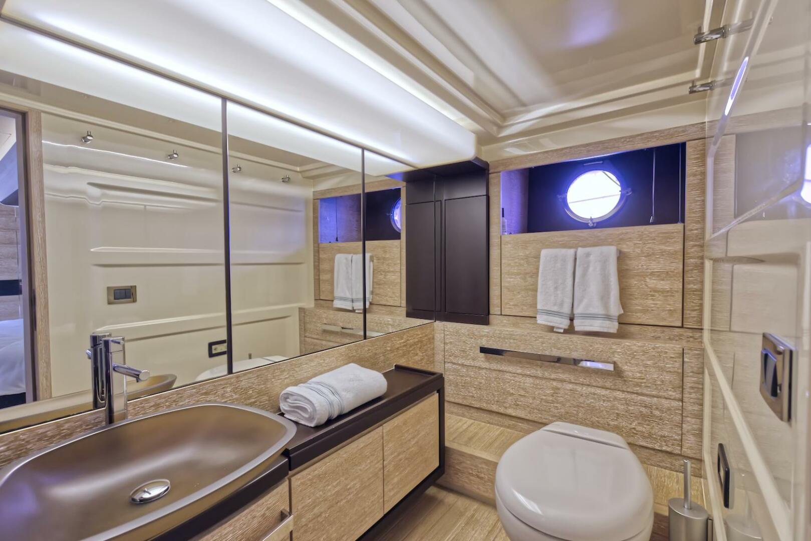 Azimut-64 Flybridge 2015-Neena Lighthouse Point-Florida-United States-4223839 | Thumbnail