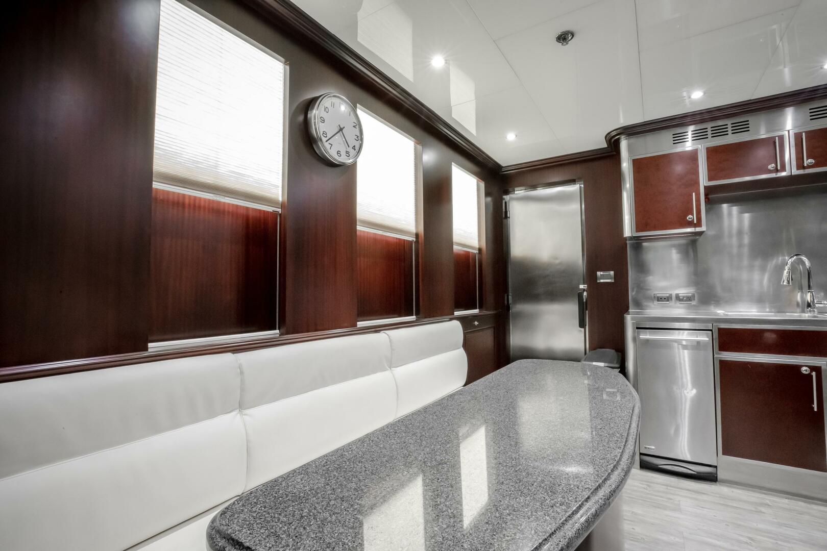 Horizon-Model Tri-Deck 2009-STATUS QUO Fort lauderdale-Florida-United States-4230511 | Thumbnail