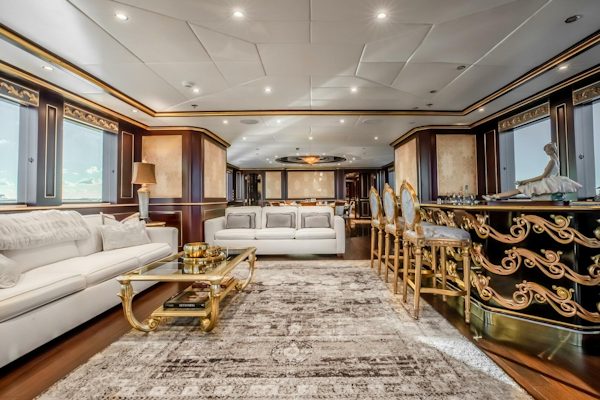 Horizon-Model Tri-Deck 2009-STATUS QUO Fort lauderdale-Florida-United States-4230504