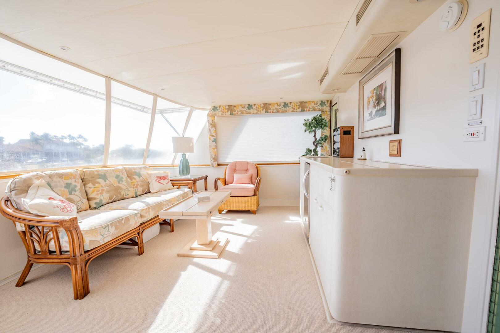 Hatteras-Cockpit Motor Yacht 1988-Glenmark lV Vero Beach-Florida-United States-4233060 | Thumbnail