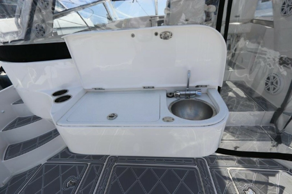 Intrepid-475 Sport Yacht 2019 -Fort Lauderdale-Florida-United States-4236813