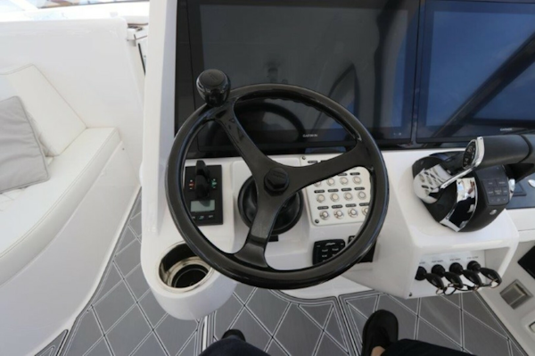 Intrepid-475 Sport Yacht 2019 -Fort Lauderdale-Florida-United States-4236828