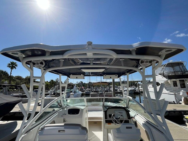 Robalo-R247 Dual Console 2018 -Palm Coast-Florida-United States-4238707