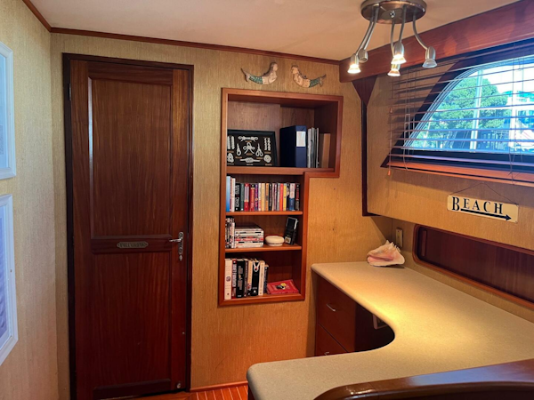 Hatteras-70 Cockpit Motor Yacht 1986-Lady T Marina Del Rey-California-United States-4242333