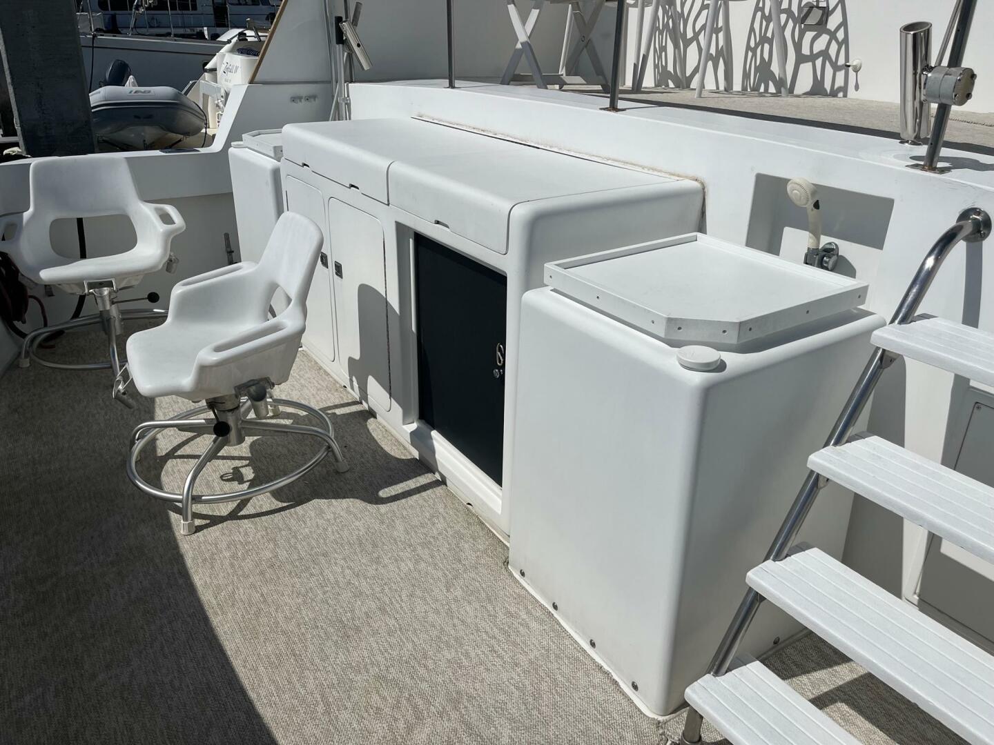 Hatteras-70 Cockpit Motor Yacht 1986-Lady T Marina Del Rey-California-United States-4242324 | Thumbnail