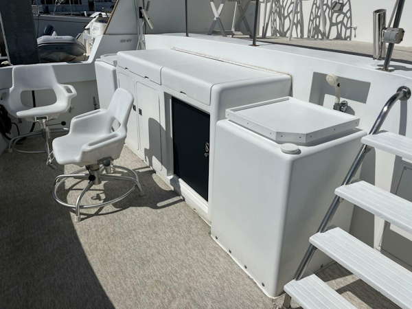 Hatteras-70 Cockpit Motor Yacht 1986-Lady T Marina Del Rey-California-United States-4242324