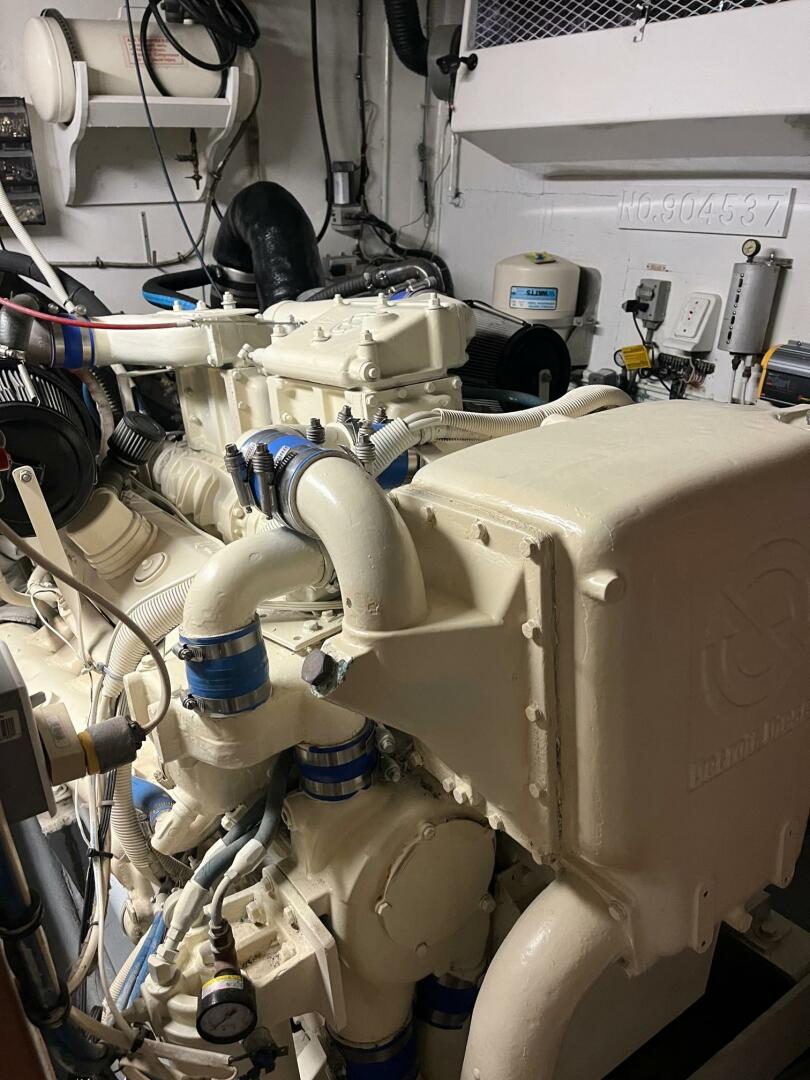 Hatteras-70 Cockpit Motor Yacht 1986-Lady T Marina Del Rey-California-United States-4242273 | Thumbnail
