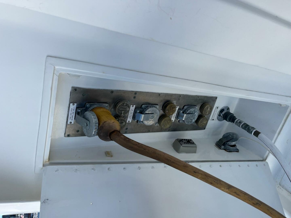Hatteras-70 Cockpit Motor Yacht 1986-Lady T Marina Del Rey-California-United States-4242318