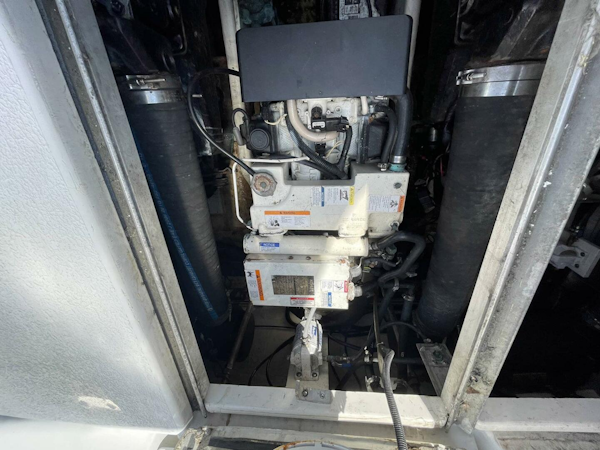 Carver-350 Mariner 2000-Satellite Office Mount Pleasant-South Carolina-United States-4257580