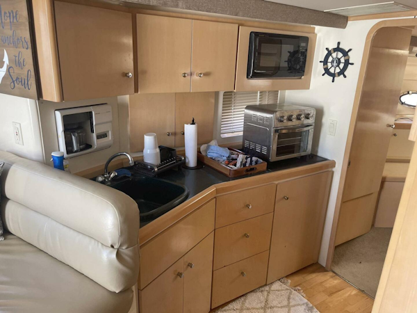 Carver-350 Mariner 2000-Satellite Office Mount Pleasant-South Carolina-United States-4257551