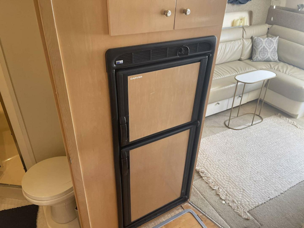 Carver-350 Mariner 2000-Satellite Office Mount Pleasant-South Carolina-United States-4257554