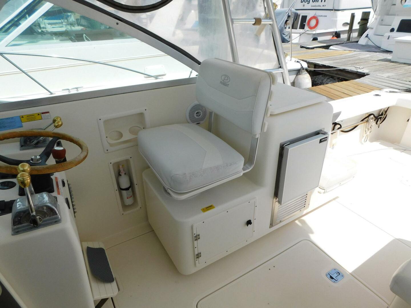 Pursuit-3000 Express 2003 -Merritt Island-Florida-United States-4260763 | Thumbnail