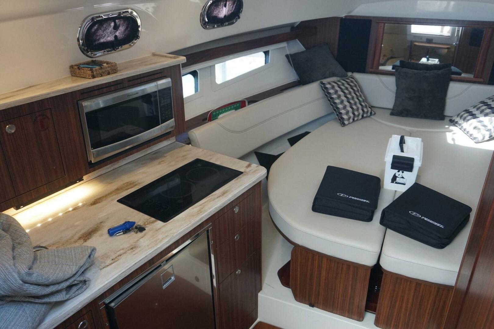 Pursuit-OS 355 Offshore 2019 -Boynton Beach-Florida-United States-4261275 | Thumbnail