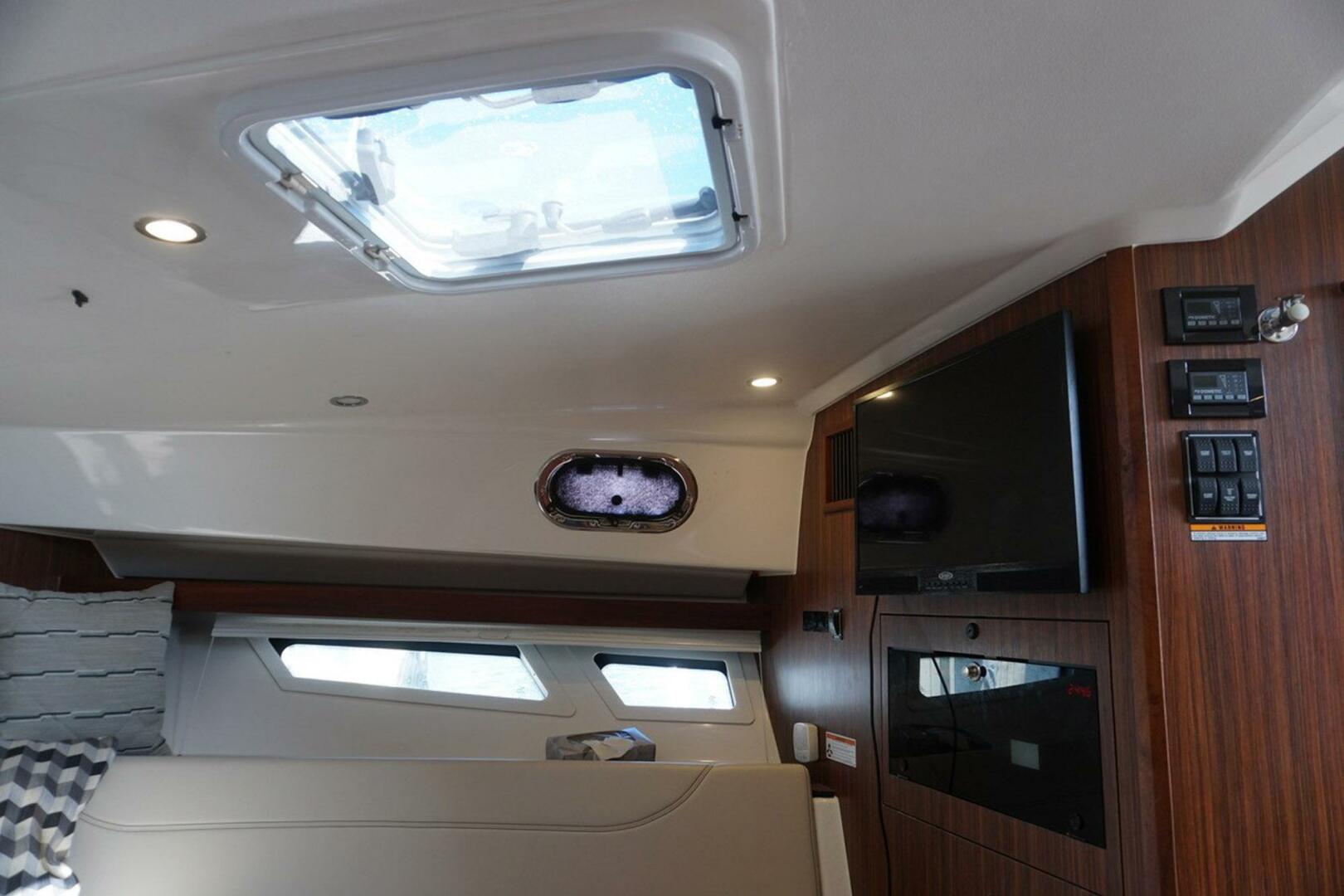 Pursuit-OS 355 Offshore 2019 -Boynton Beach-Florida-United States-4261279 | Thumbnail