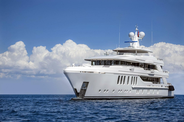 CMB Yachts 2017-Liquid Sky Cannes-France-4263587